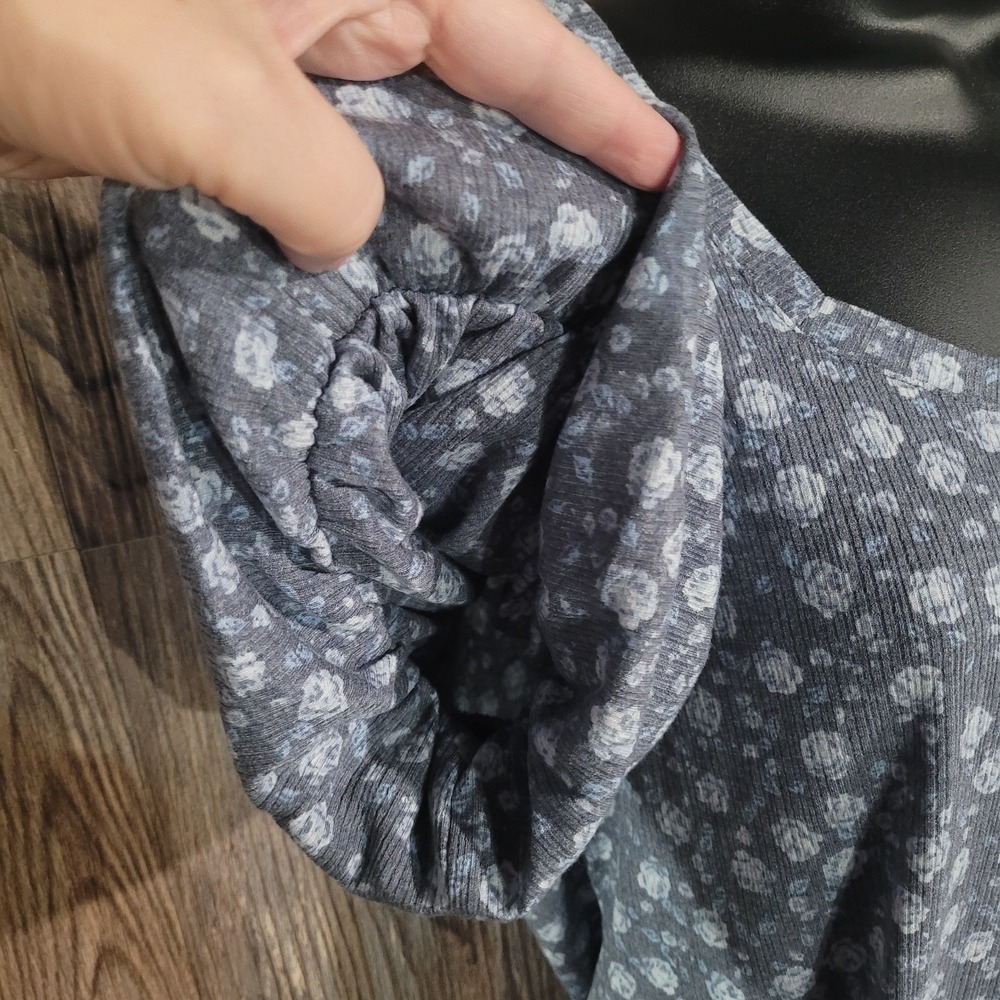 Lauren Conrad Floral Blouse Sz M Muted Blue Sweetheart Neck Puff Sleeve Feminine - Picture 8 of 13